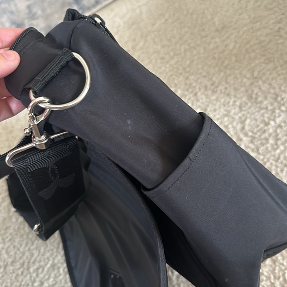 Baby Armour UA exclusive diaper bag - Picture 9 of 10